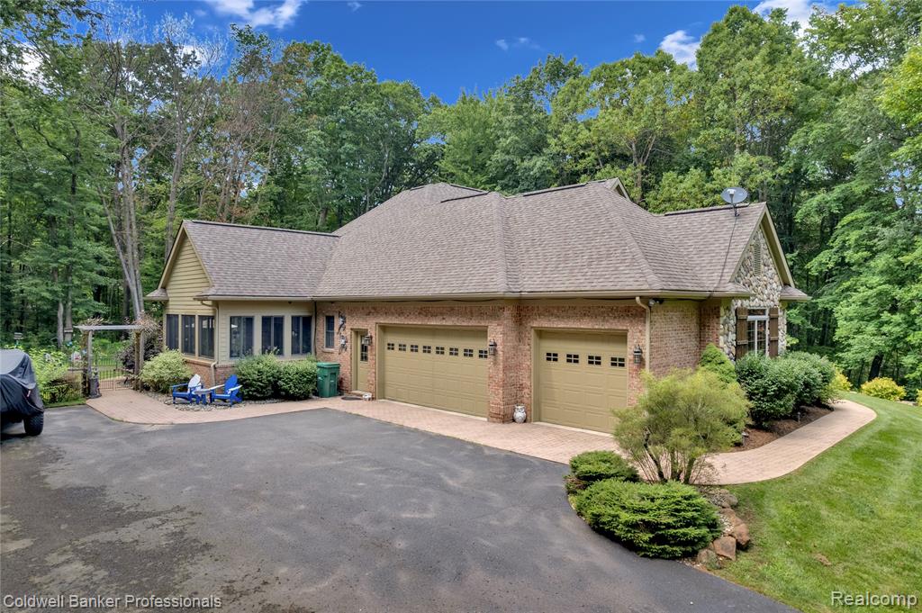 3690 Hickory Rim Drive, Ortonville, MI 48462 — Photo 4