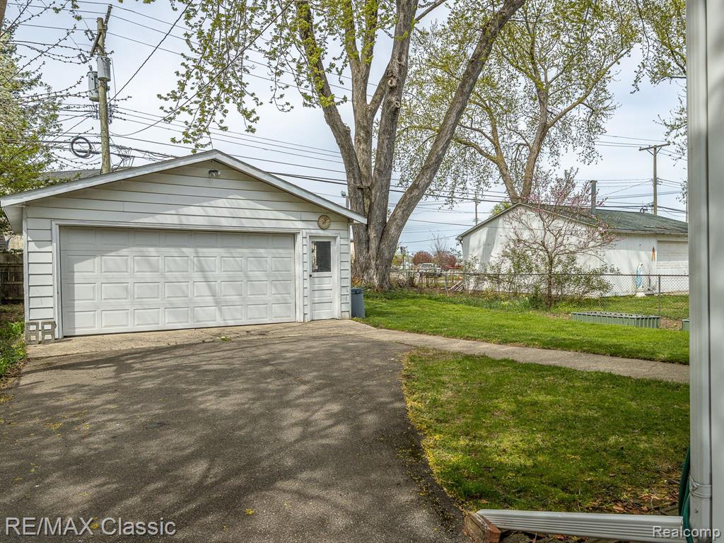 78 MARGARET Street, Whitmore Lake, MI 48189 — Photo 29