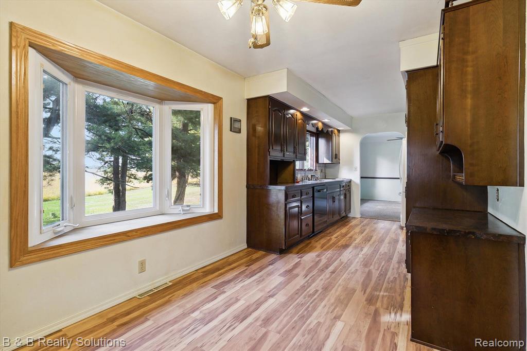5225 LAKE PLEASANT Road, North Branch, MI 48461 — Photo 11