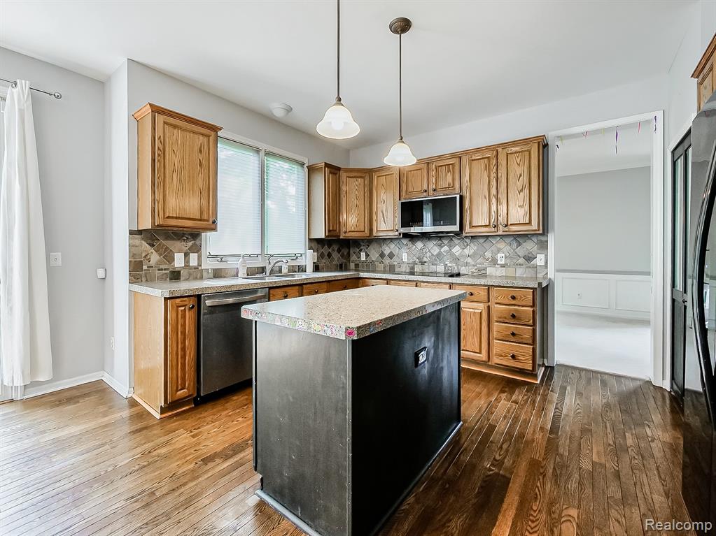 657 Highlands Drive, Canton, MI 48188 — Photo 19