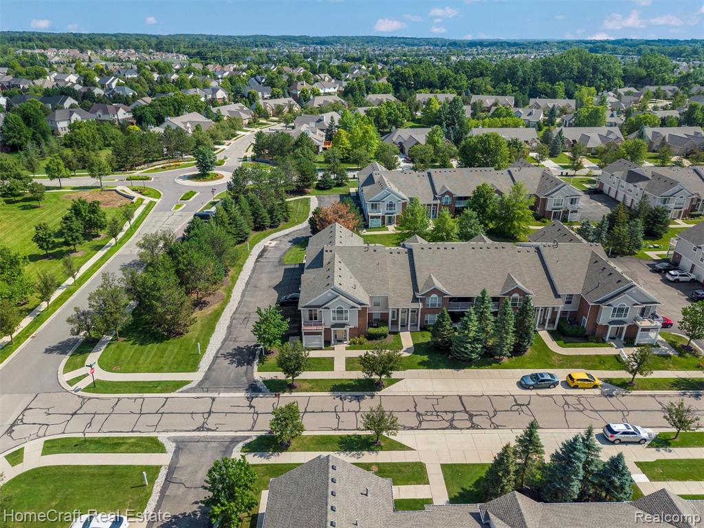 16880 DOVER Drive, 120, Northville, MI 48168 — Photo 32