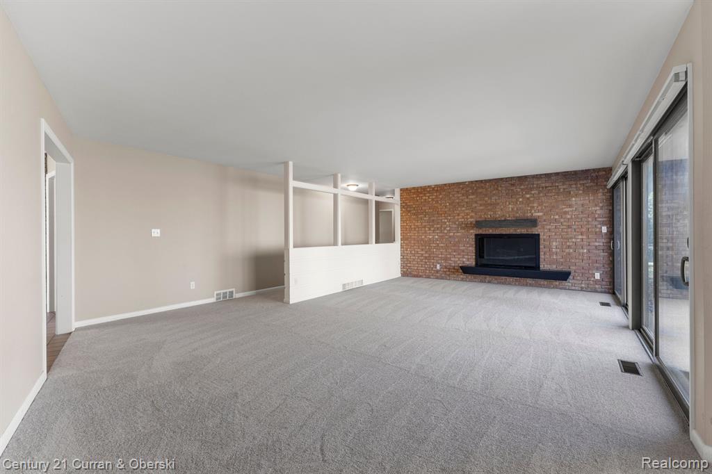 446 LINDEN Court, Saline, MI 48176 — Photo 7