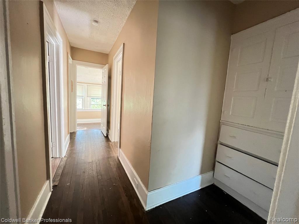 2713 Carter Street, Detroit, MI 48206 — Photo 16