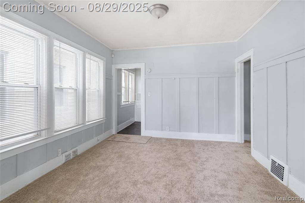 6073/6075 Whitewood Street, Detroit, MI 48210 — Photo 4