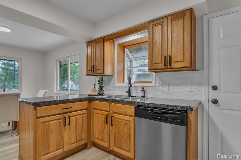 1315 Warner Street, Ypsilanti, MI 48197 — Photo 17