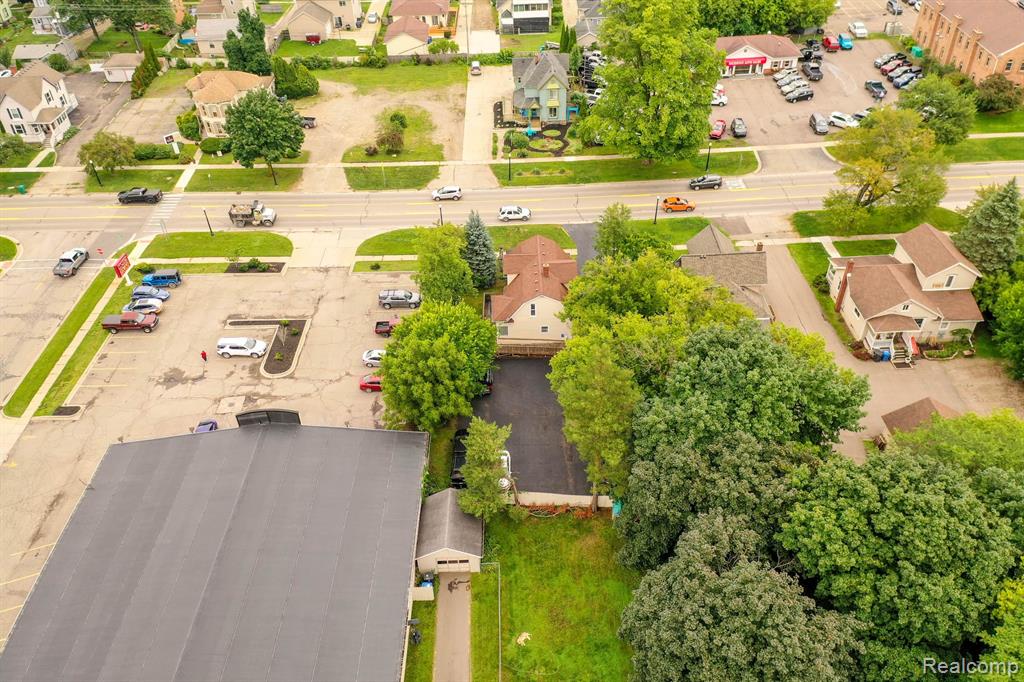 515 E GRAND RIVER Avenue, Howell, MI 48843 — Photo 12