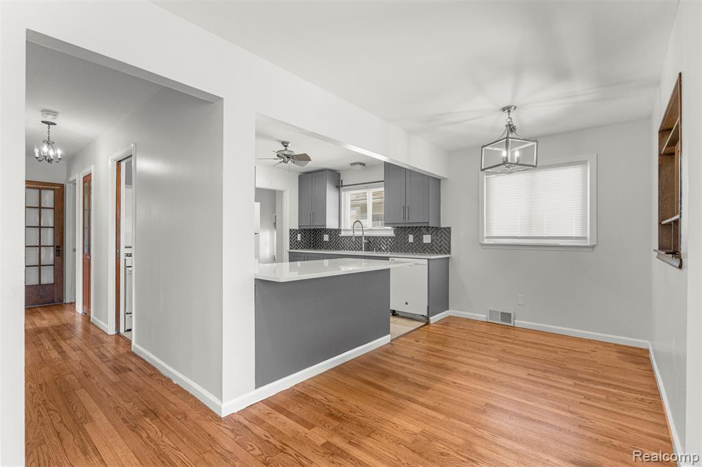 4142 Gertrude Street, Dearborn Heights, MI 48125 — Photo 20