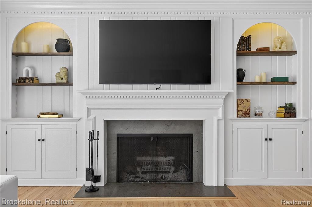 754 N Valley Chase Road, Bloomfield Hills, MI 48304 — Photo 16