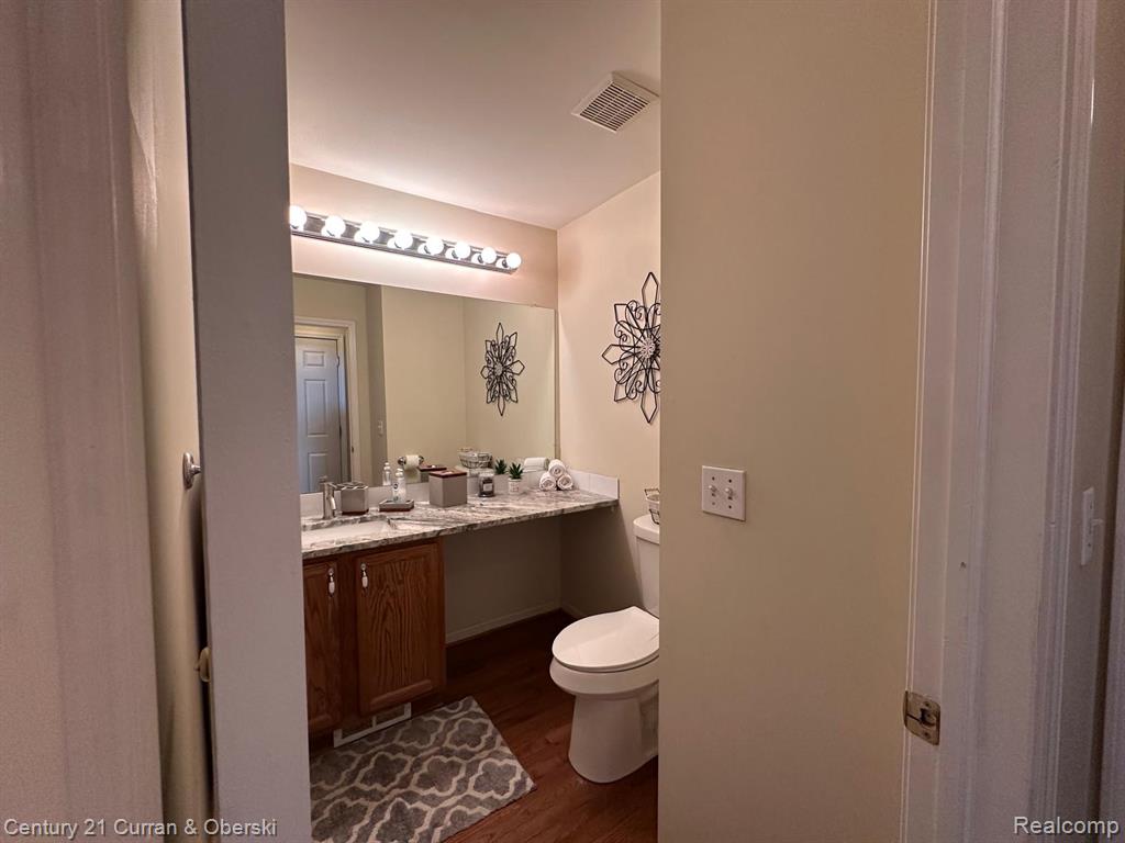 183 Legacy Park Circle, Dearborn Heights, MI 48127 — Photo 5