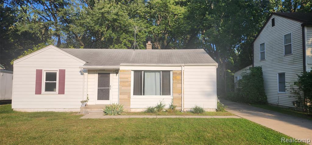 15024 Lyons Street, Livonia, MI 48154