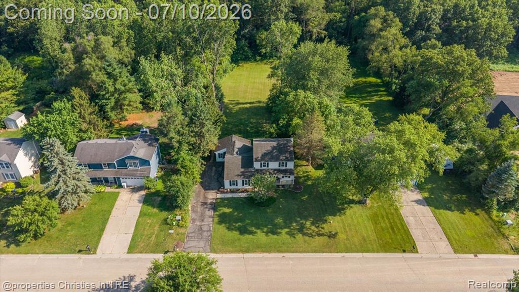60629 Town Square Street, New Hudson, MI 48165 — Photo 39