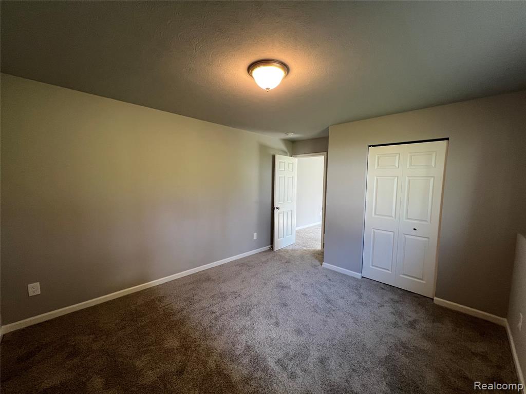 10450 Schrier Lane, Portage, MI 49024 — Photo 15