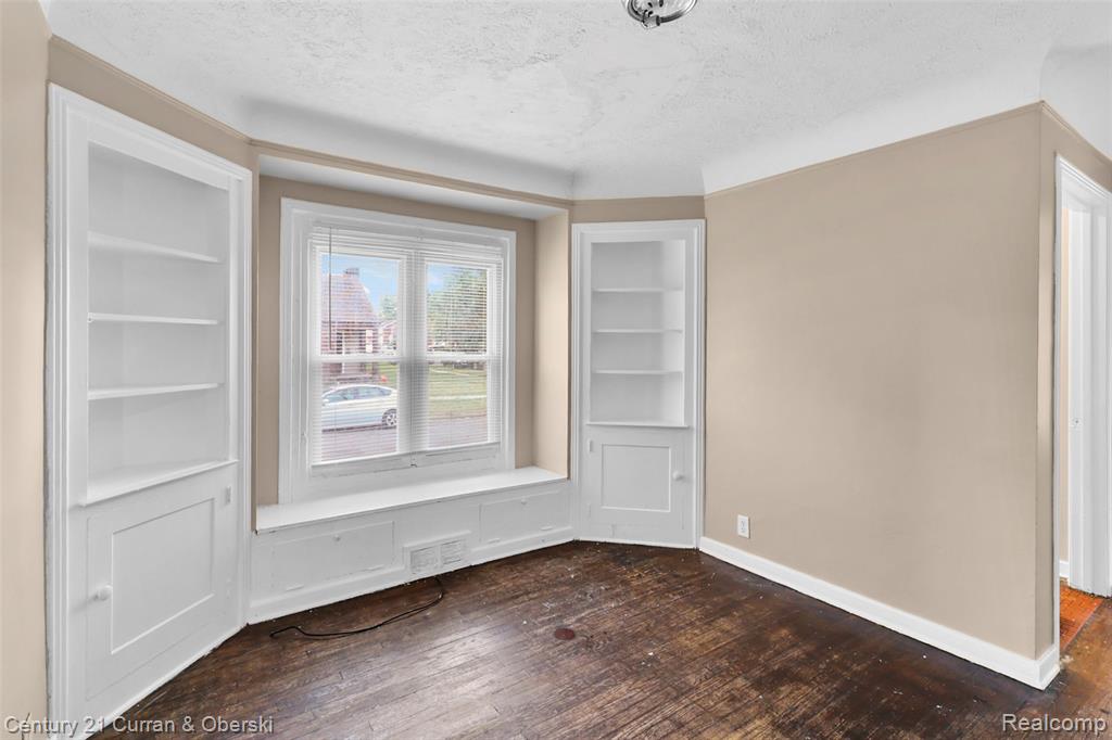 9300 Cheyenne Street, Detroit, MI 48228 — Photo 6