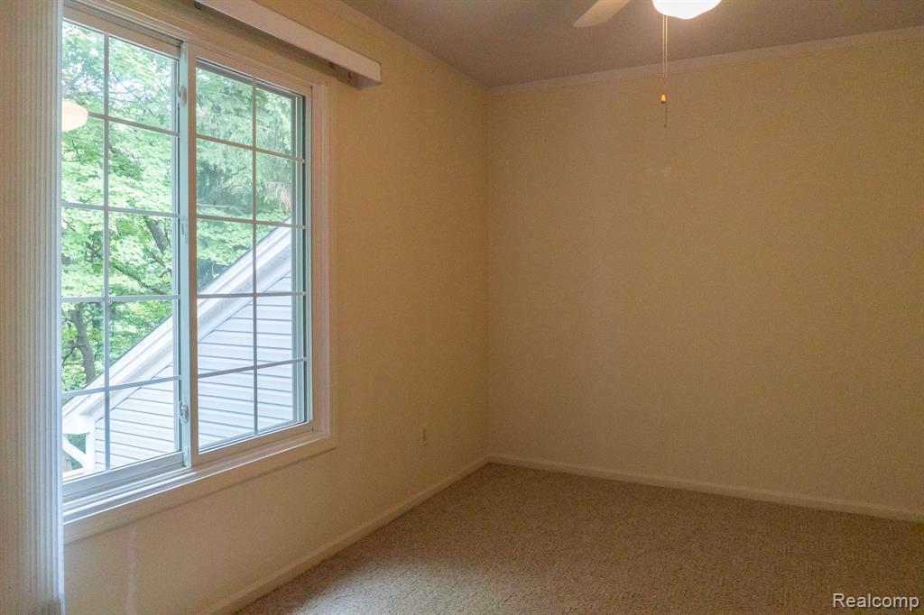 6851 TANGLE WOOD, Waterford, MI 48327 — Photo 22