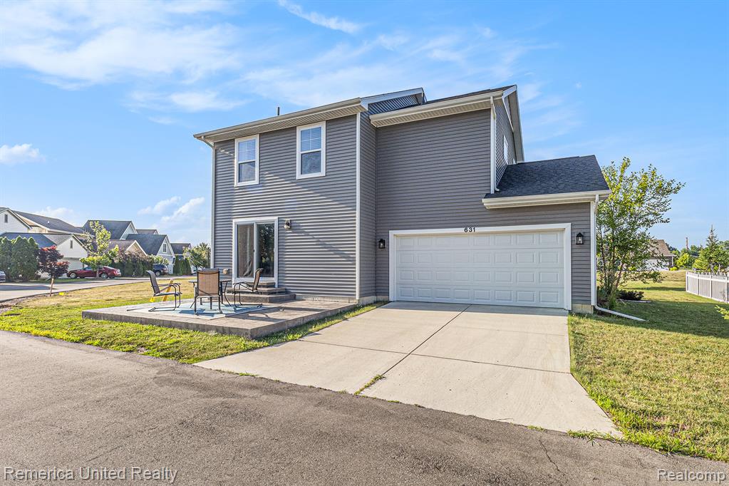 631 Grafton Lane, Howell, MI 48855 — Photo 22
