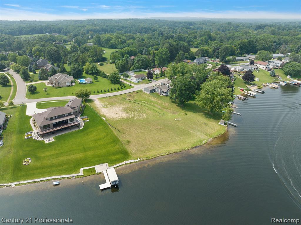 9986 KING Road, Davisburg, MI — Photo 11