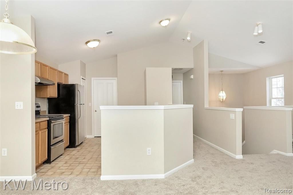 4121 Hampton Ridge Boulevard, Howell, MI 48843 — Photo 13