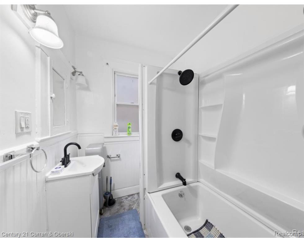 7067 Lexington Street, Detroit, MI 48209 — Photo 8