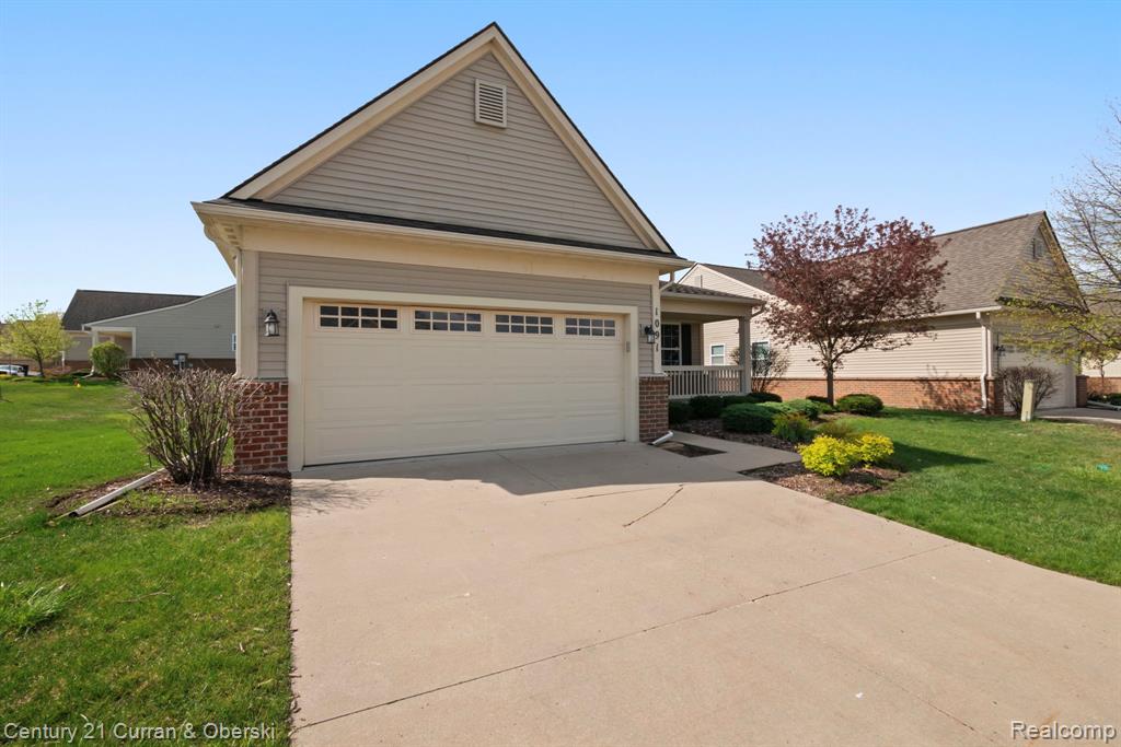 1091 Paddock Drive, South Lyon, MI 48178 — Photo 9