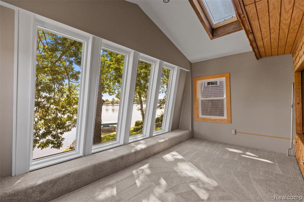 391 SHADY OAKS Street, Lake Orion, MI 48362 — Photo 36