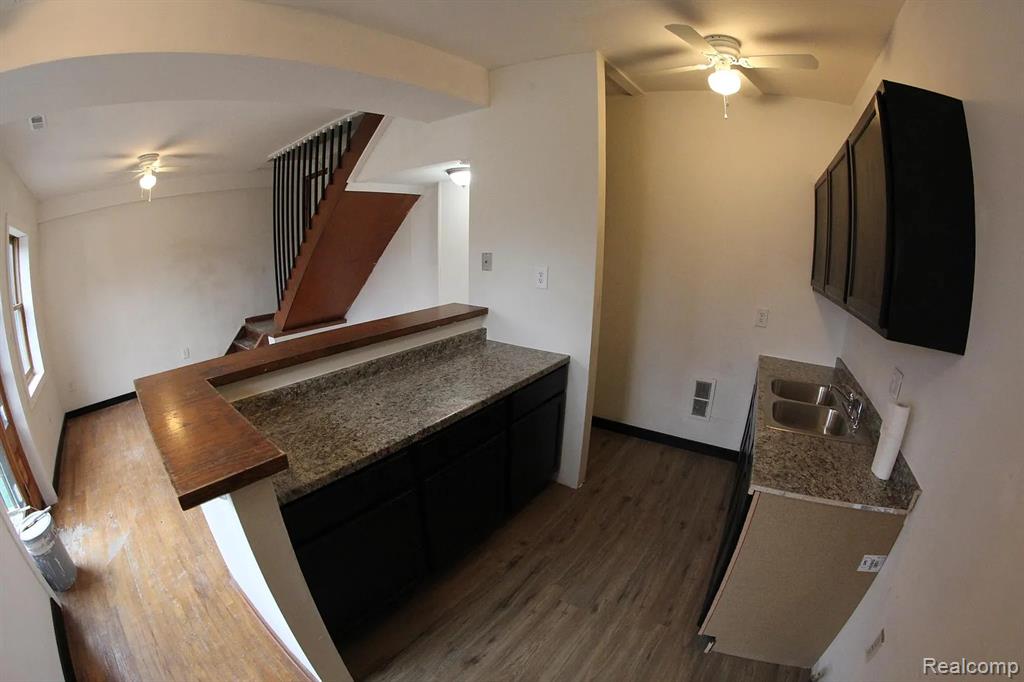 1417 Van Dyke Street, Detroit, MI 48214 — Photo 41