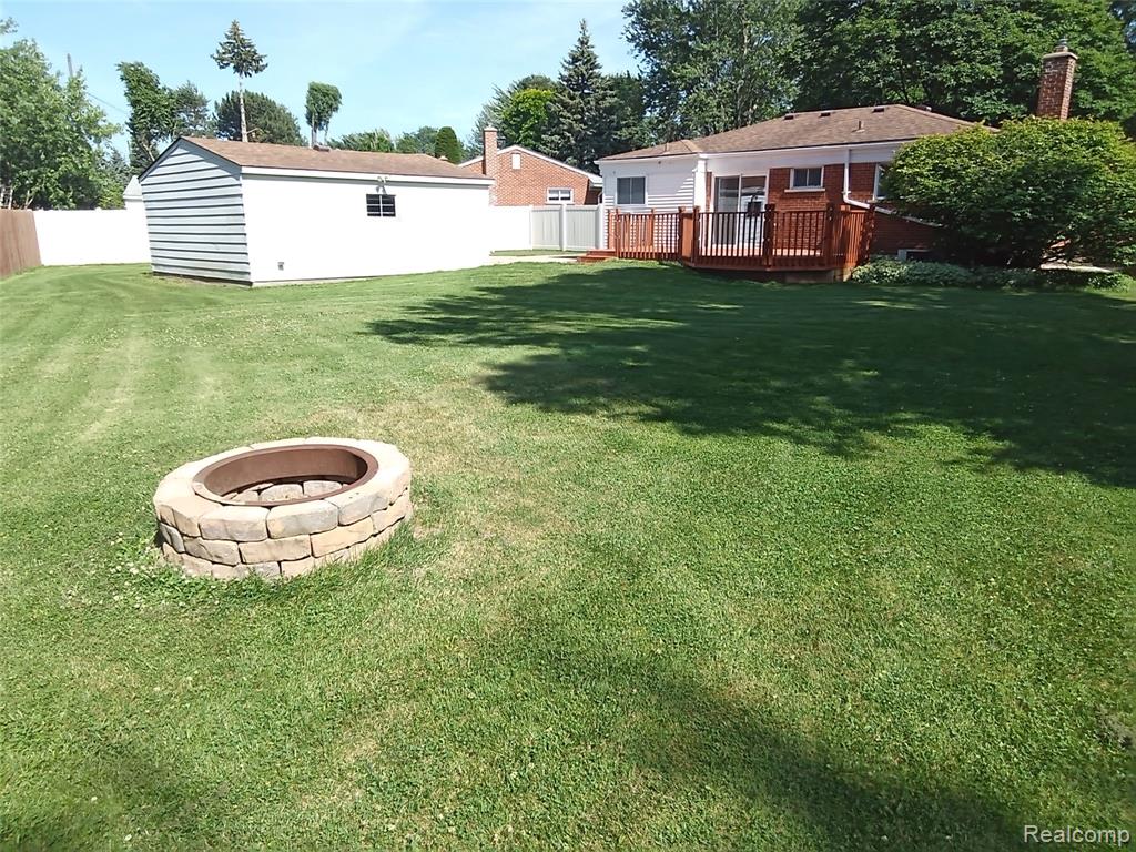 8283 Christine Street, Warren, MI 48093 — Photo 27