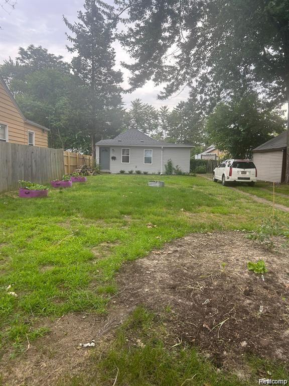 5003 ASHLEY Street, Grosse Pointe, MI 48236 — Photo 12