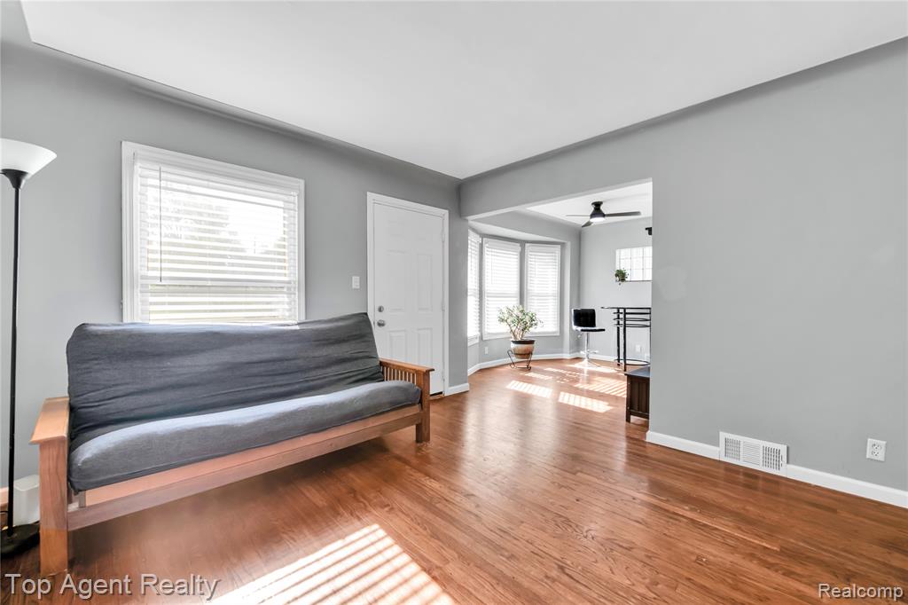 9917 Rutland Street, Detroit, MI 48227 — Photo 7