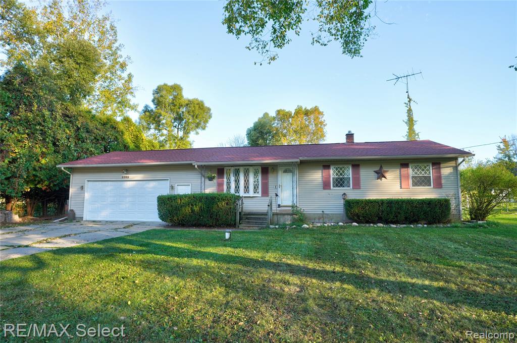 6393 Frances Road E, Mount Morris, MI 48458 — Photo 4