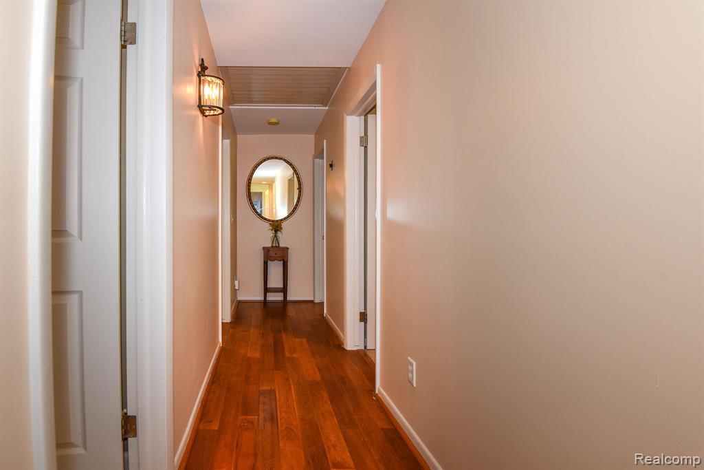 9245 PINE KNOB Road, Clarkston, MI 48348 — Photo 20