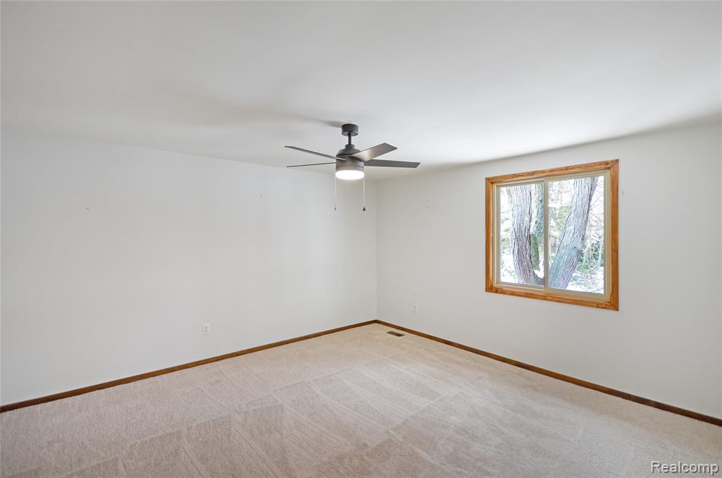 53645 Lambeth Court, Shelby Twp, MI 48316 — Photo 40
