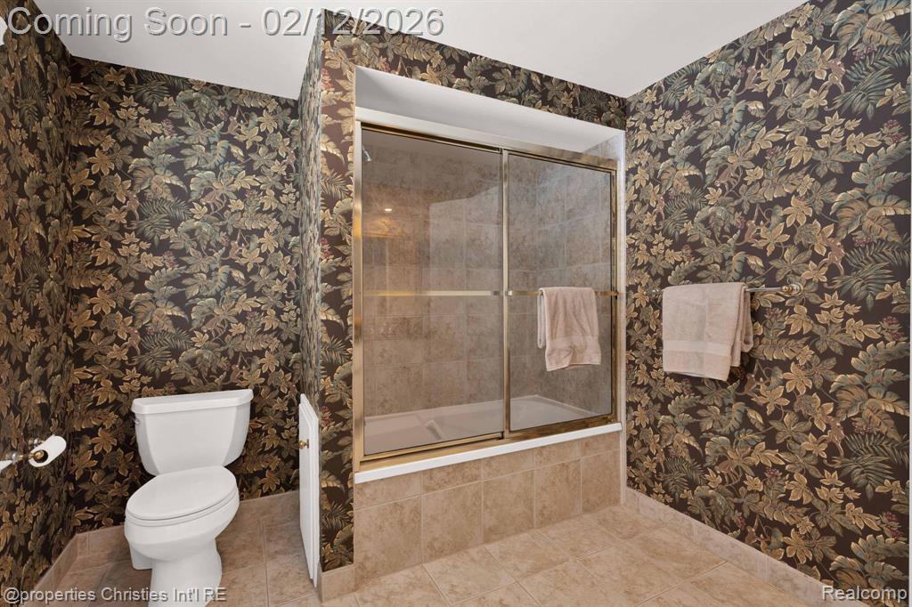 5772 Kingsmill Drive, Bloomfield Hills, MI 48301 — Photo 24