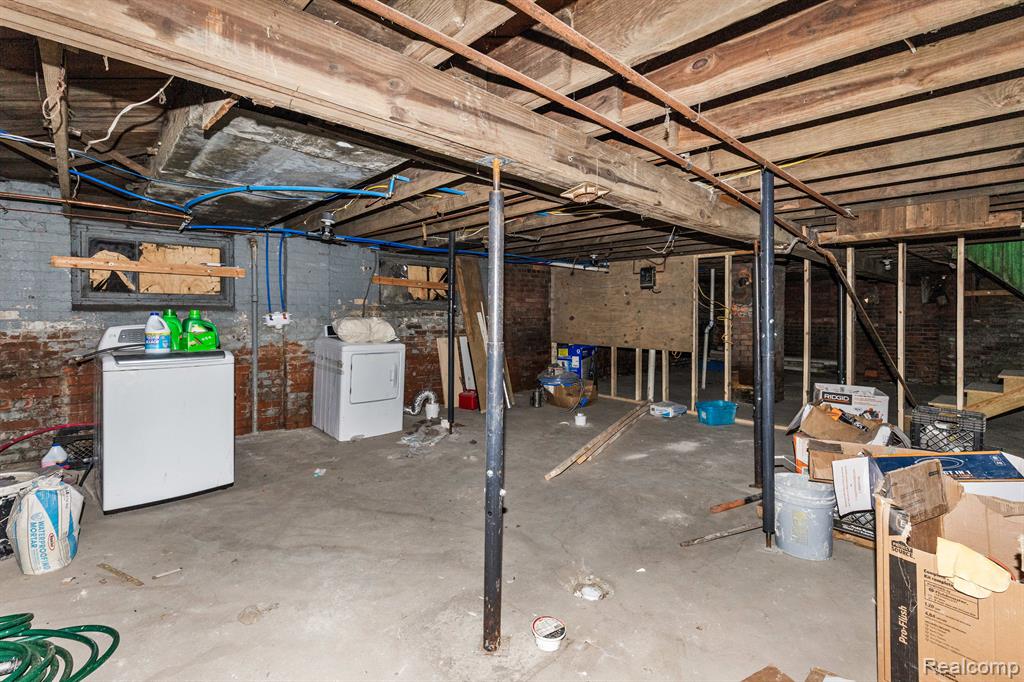5393 SEEBALDT Street, Detroit, MI 48204 — Photo 27