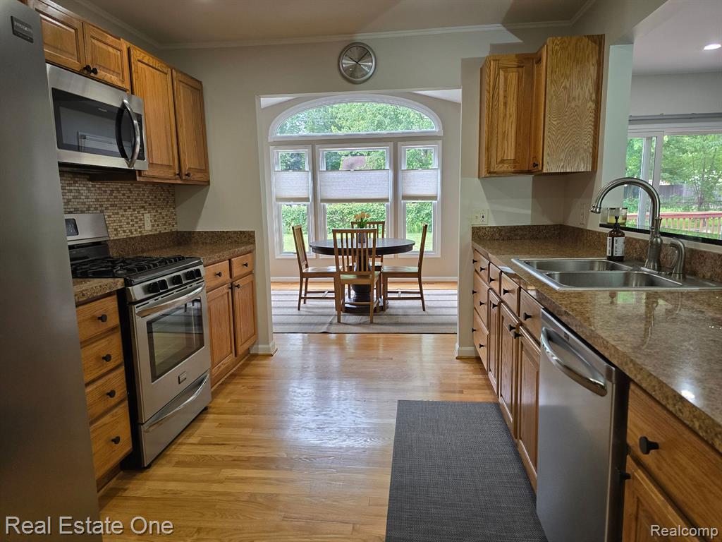 5341 WRIGHT Drive, Troy, MI 48098 — Photo 13