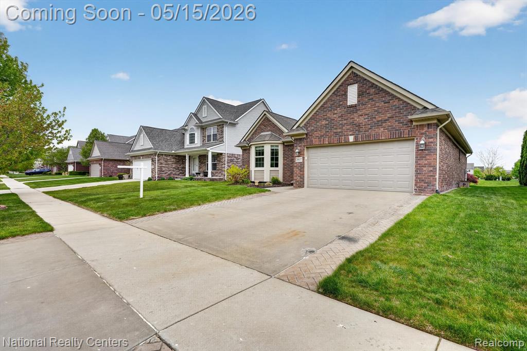 28657 Oakmonte Circle W, New Hudson, MI 48165 — Photo 3