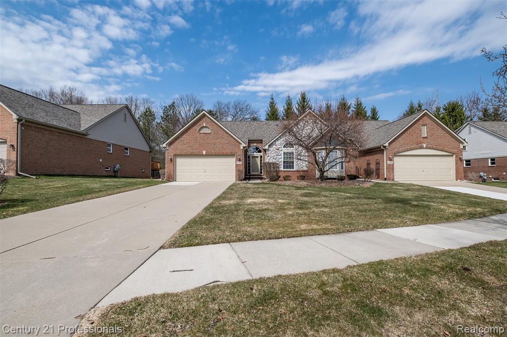 3901 Arbor Drive, Auburn Hills, MI 48326 — Photo 3