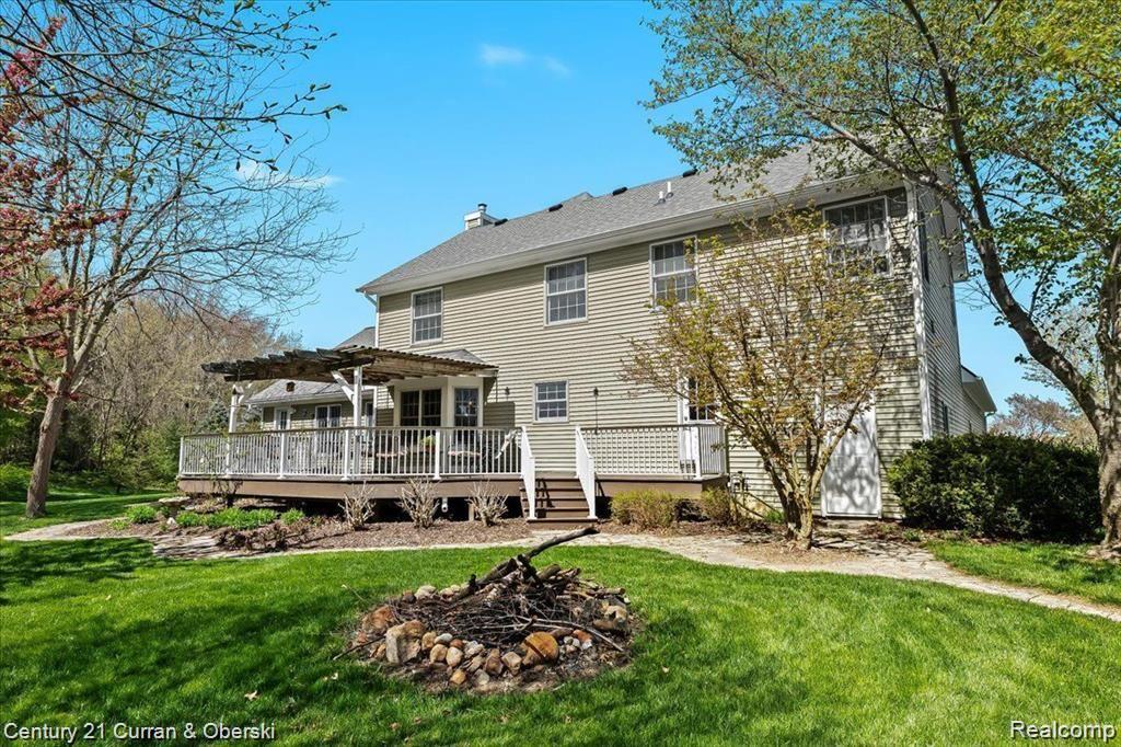 9810 GOLDFINCH Court, Saline, MI 48176 — Photo 41