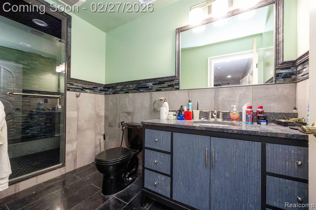 6616 Fairwood Drive, Dearborn Heights, MI 48127 — Photo 61