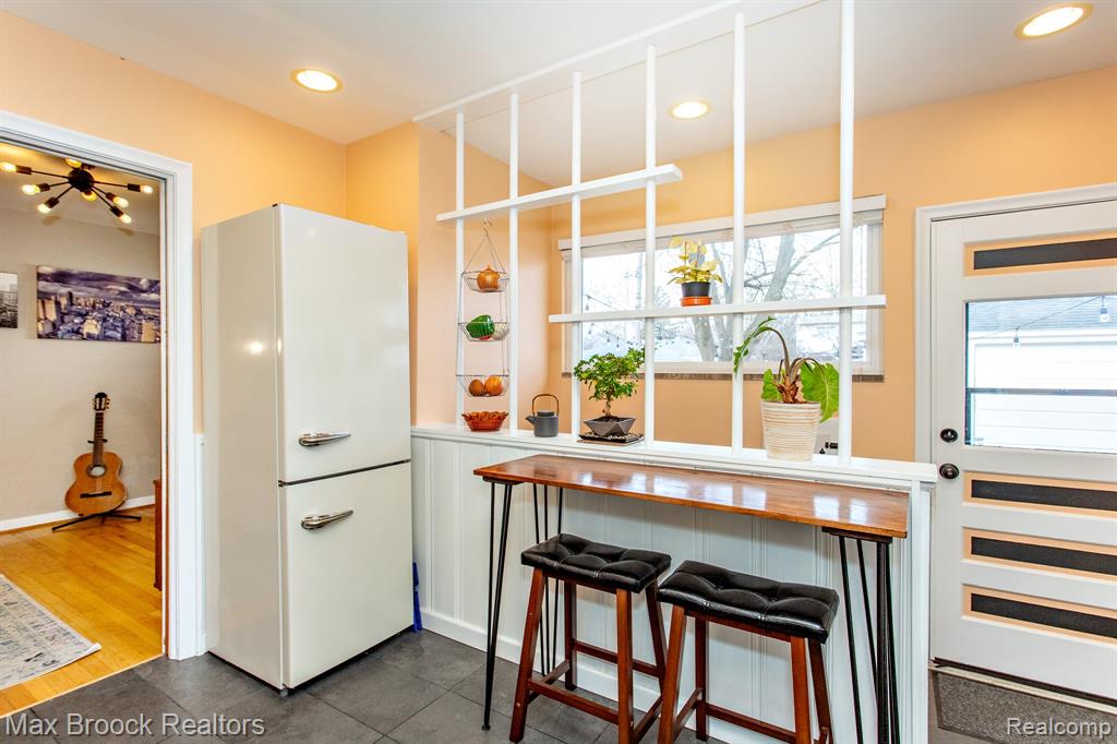 24460 Rosewood Street, Oak Park, MI 48237 — Photo 33