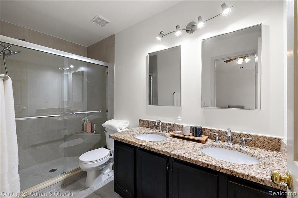 45105 Horseshoe Circle, Canton, MI 48187 — Photo 23