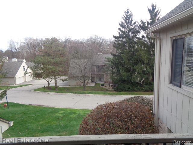 29441 LAUREL Drive, Farmington Hills, MI 48331 — Photo 55