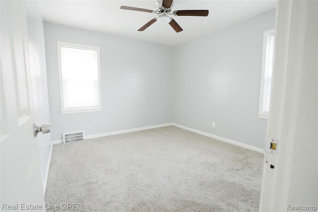 7702 Patton Street, Detroit, MI 48228 — Photo 16
