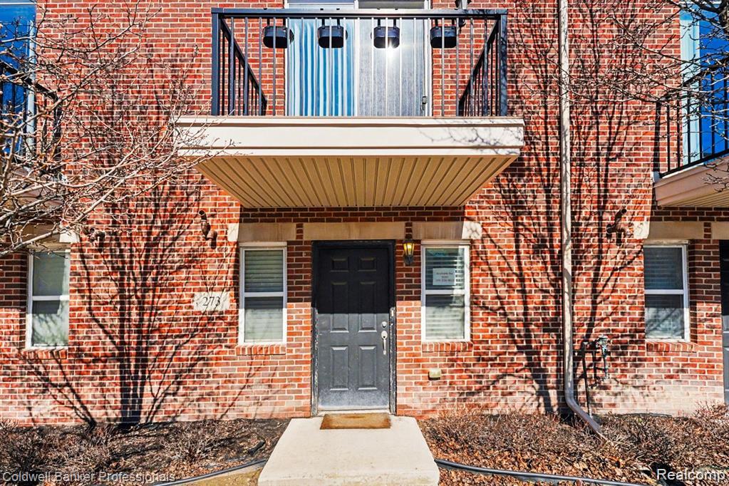 273 E Palmer Street, Detroit, MI 48202