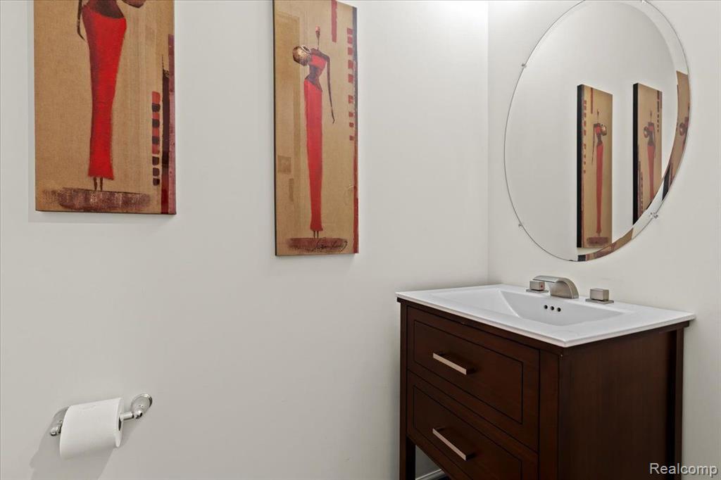 10522 STONEY POINT Drive, South Lyon, MI 48178 — Photo 13