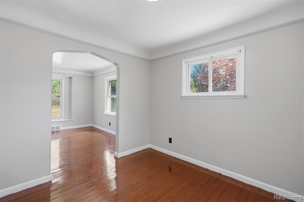 7335 Curtis Street, Detroit, MI 48221 — Photo 10