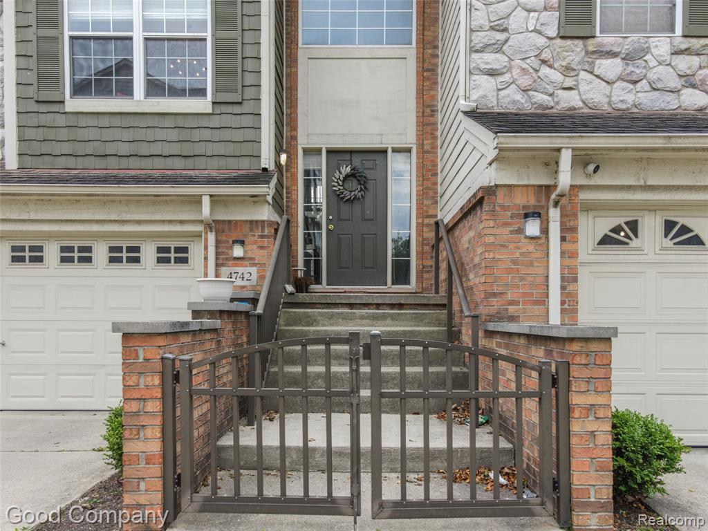 4742 Maddie Lane, Dearborn, MI 48126 — Photo 40