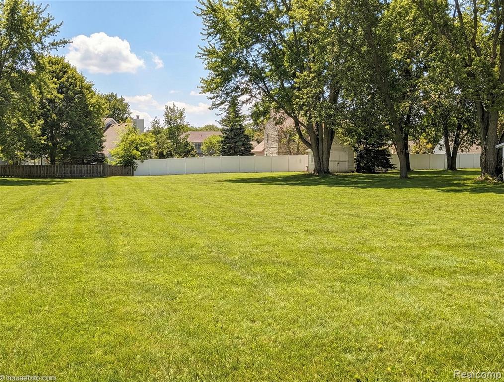 S Genesee Road, Grand Blanc, MI 48439 — Photo 15