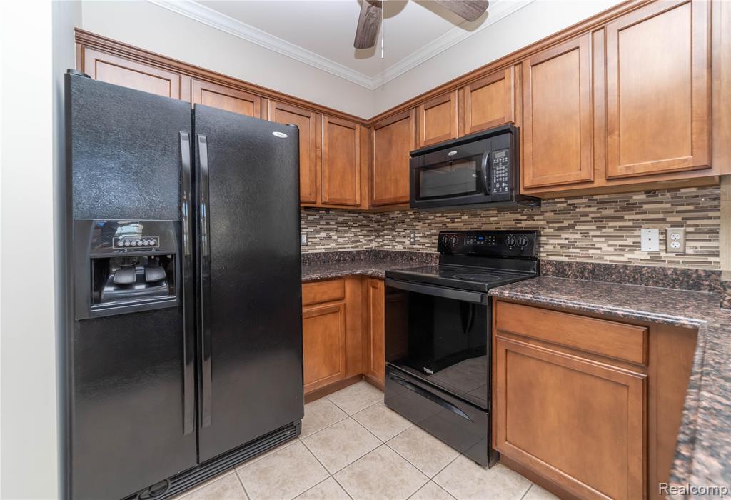5143 Parsley Drive, Utica, MI 48316 — Photo 12
