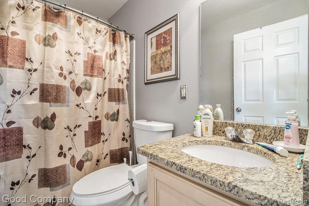 24163 Curt Drive, Brownstown, MI 48183 — Photo 26