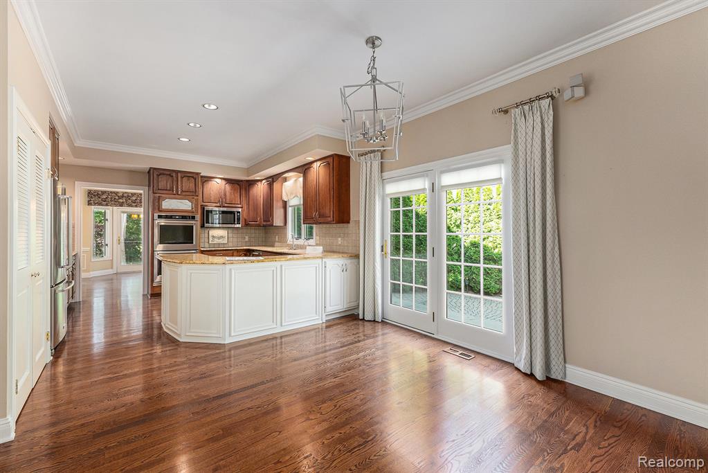 5387 Bristol Parke Drive, Clarkston, MI 48348 — Photo 13